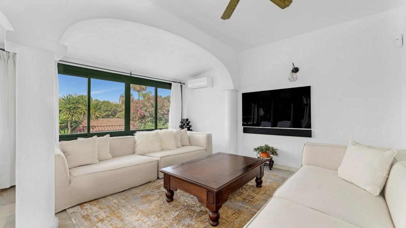 Villa Beautiful 3 Bedroom In *