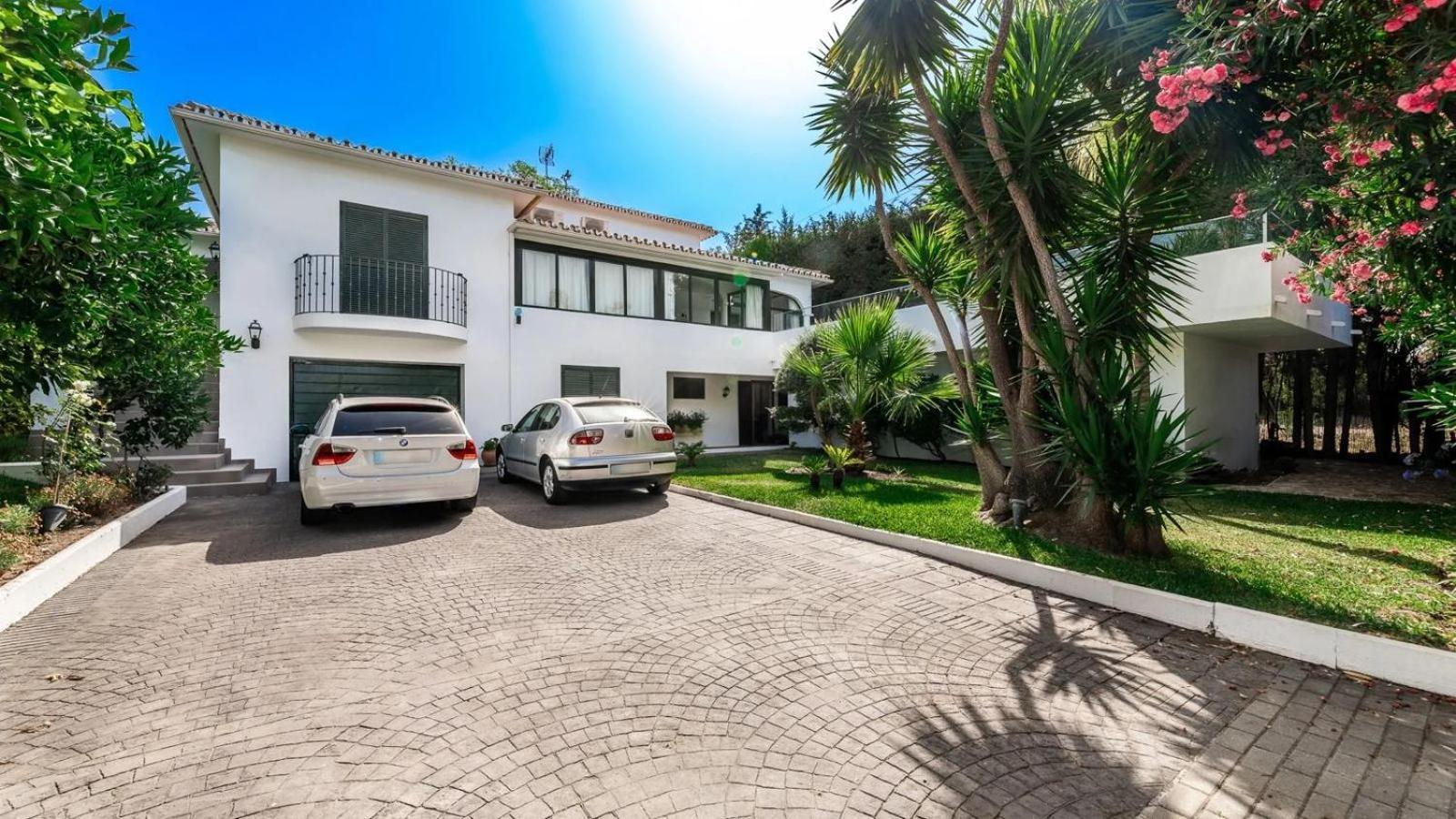 Beautiful 3 Bedroom In Marbella